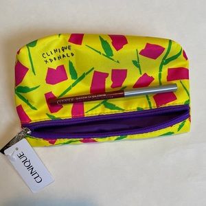 Clinique Quickliner for lips intense - intense cosmo with cosmetics bag